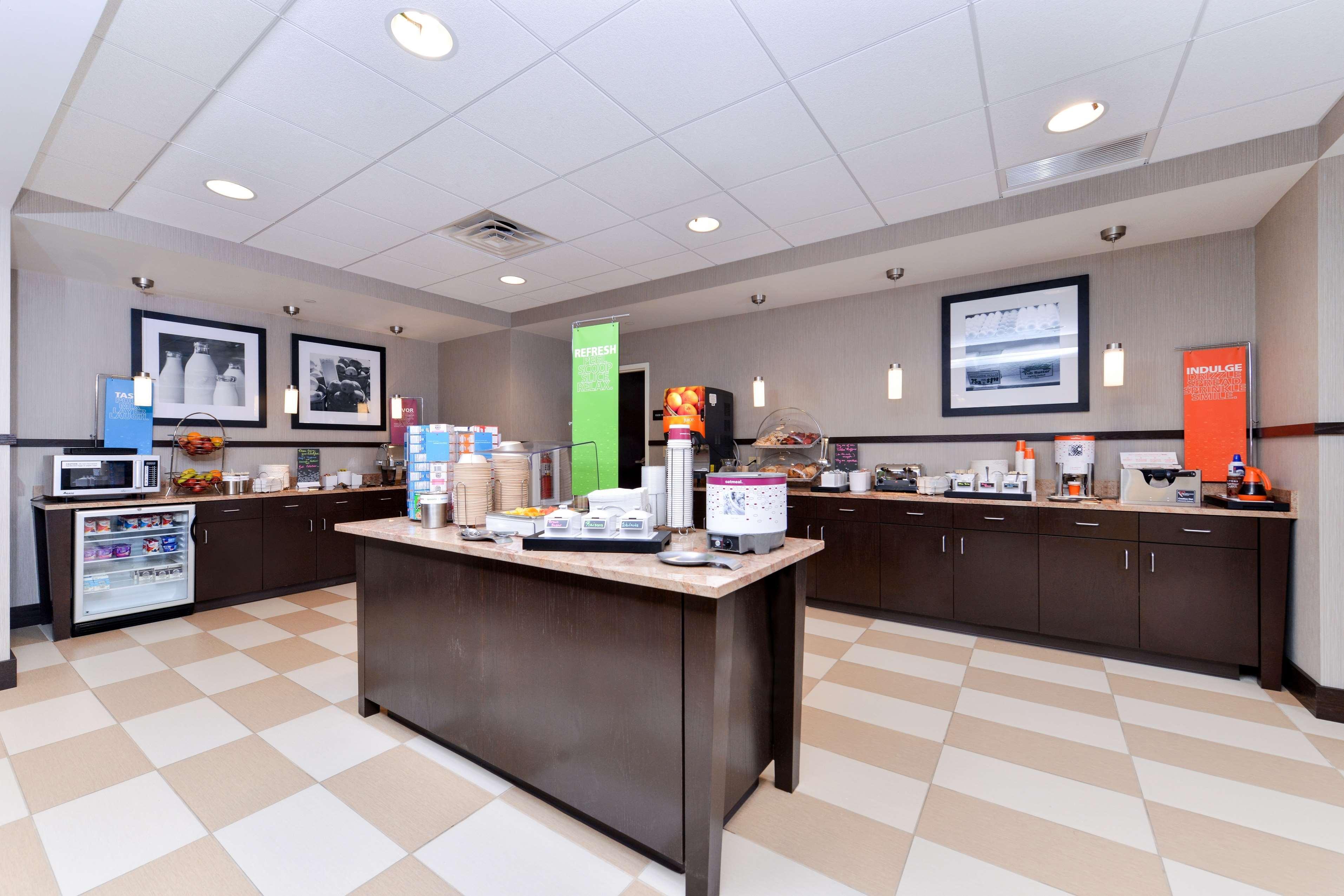 Hampton Inn & Suites California University-Pittsburgh Coal Center Eksteriør bilde