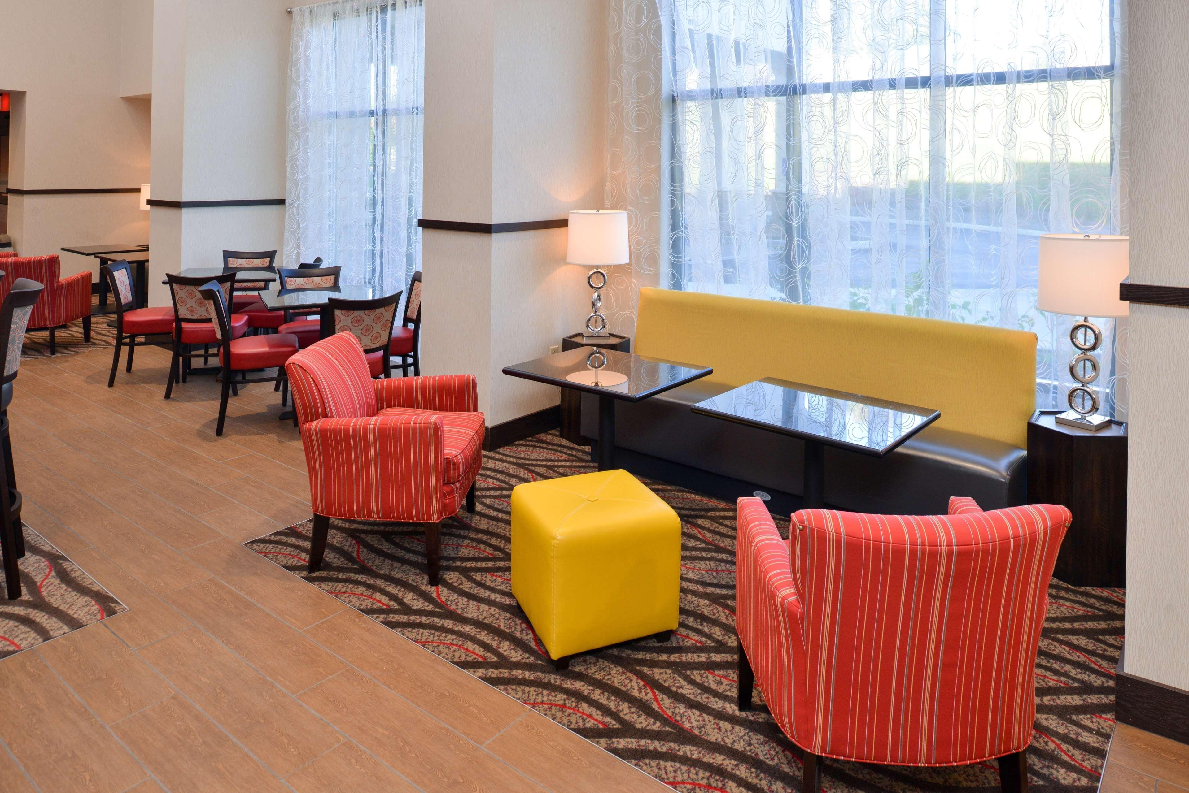 Hampton Inn & Suites California University-Pittsburgh Coal Center Eksteriør bilde