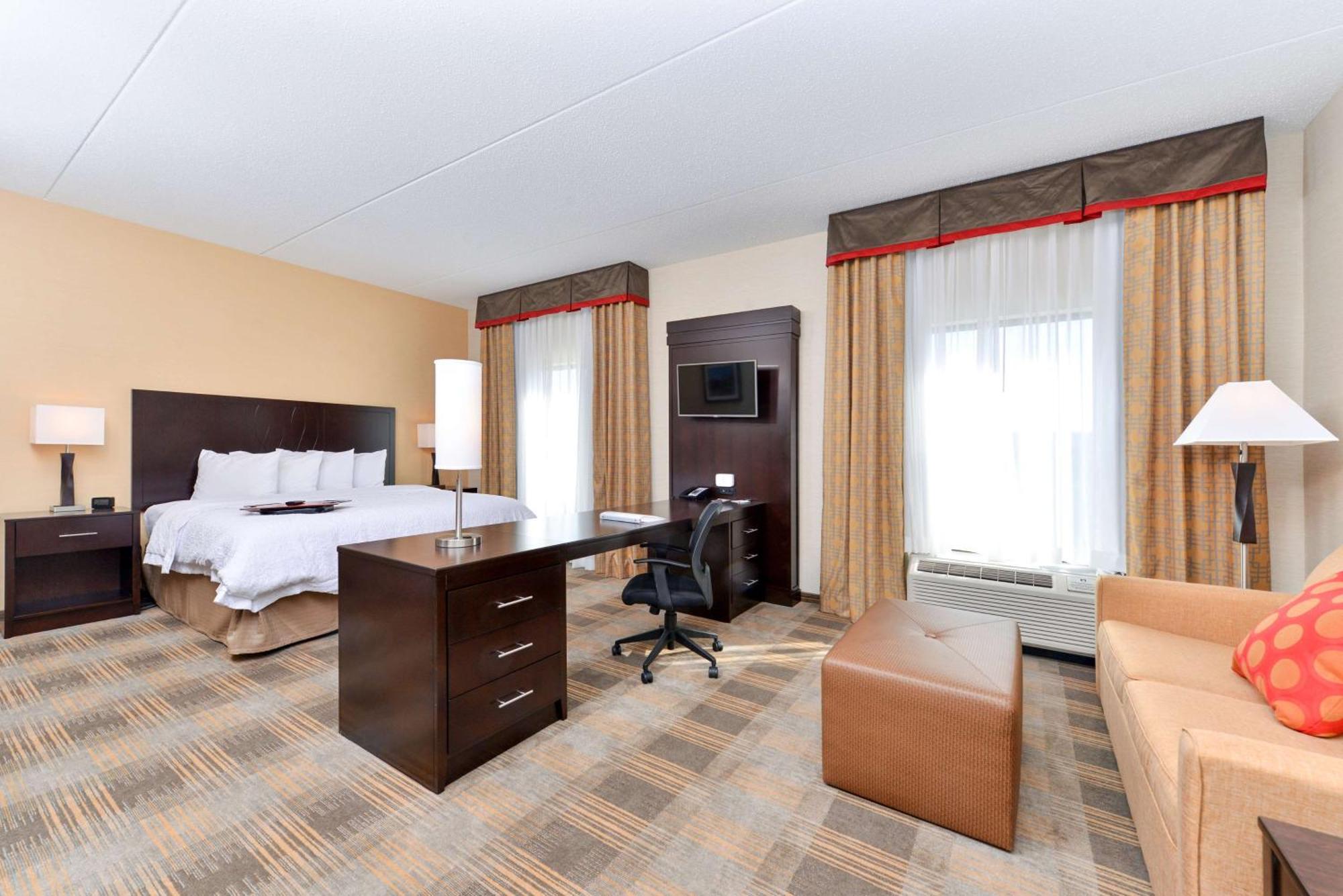 Hampton Inn & Suites California University-Pittsburgh Coal Center Eksteriør bilde