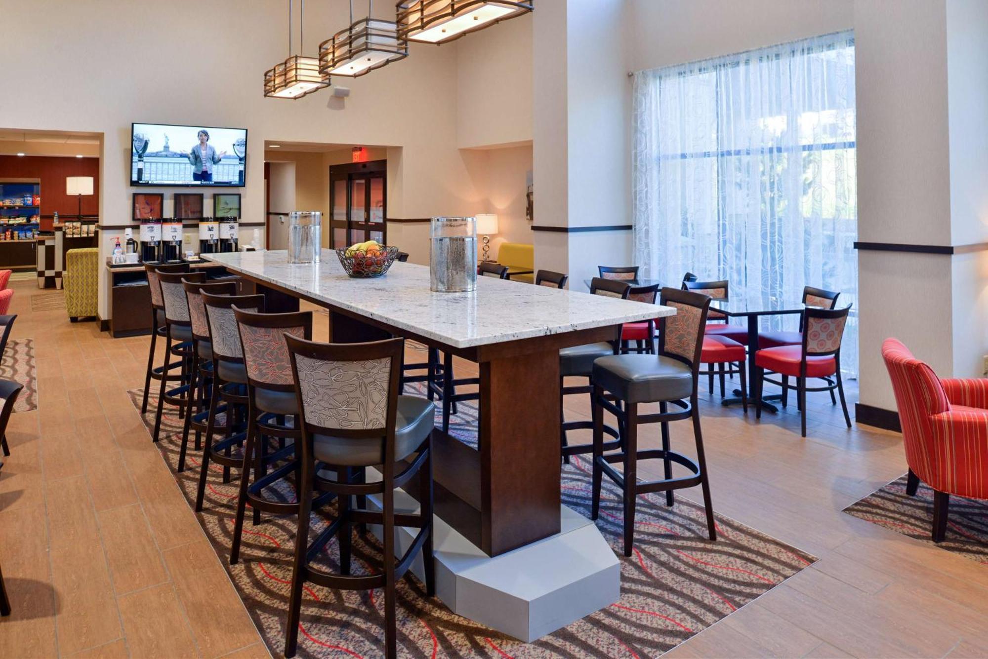 Hampton Inn & Suites California University-Pittsburgh Coal Center Eksteriør bilde